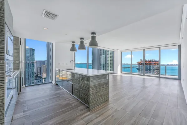 $1,020,000 | 460 Northeast 28th Street, Unit 3301, Miami, FL 33137