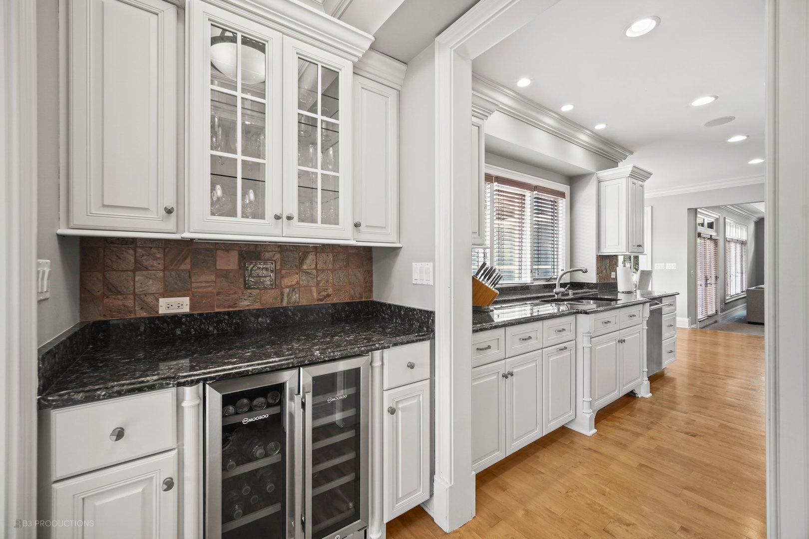 8744 Johnston Road Burr Ridge, IL 60527 - Photo 18 of 92 Gallery Image 18