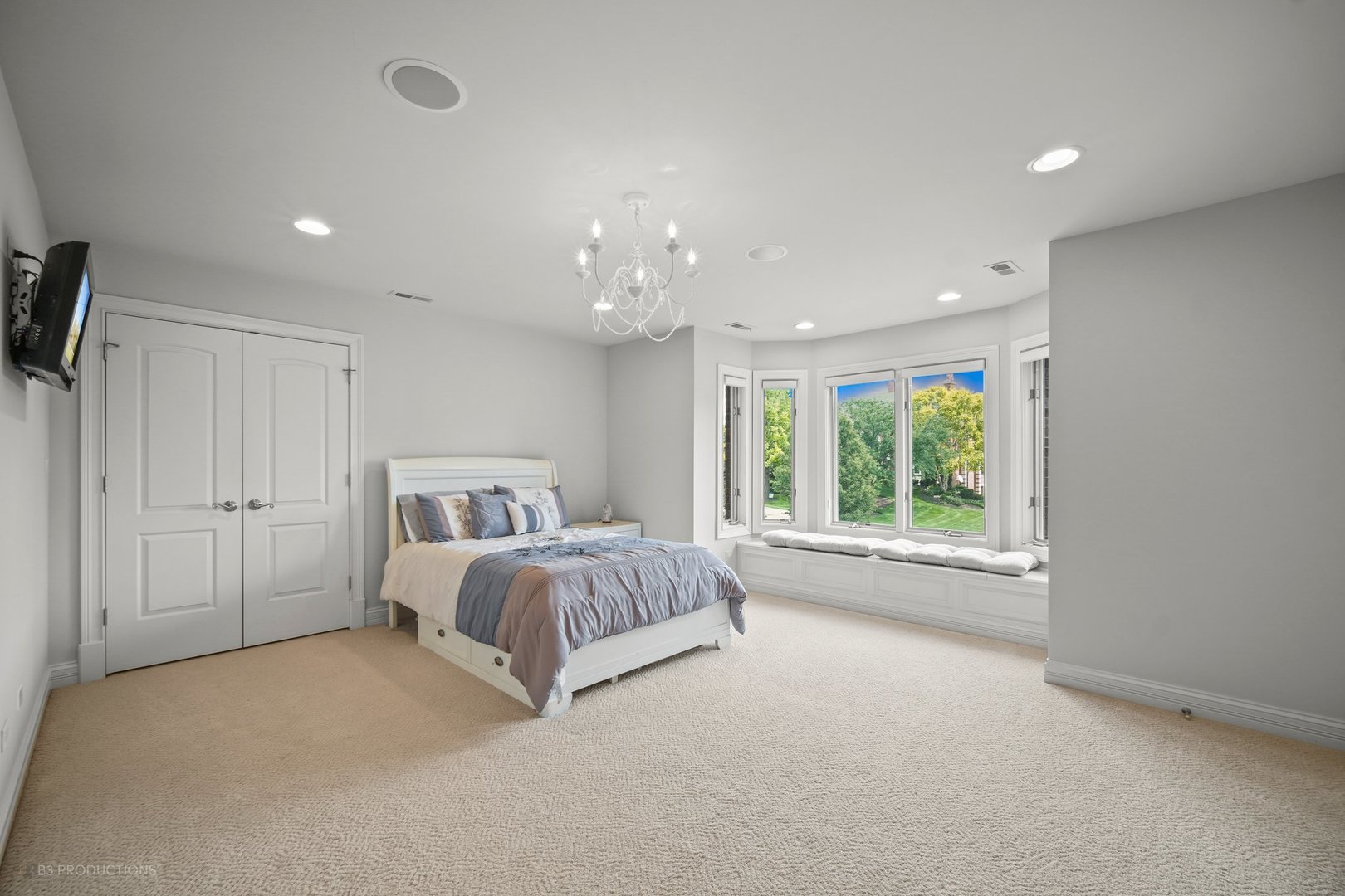 8744 Johnston Road Burr Ridge, IL 60527 - Photo 47 of 92 Gallery Image 47