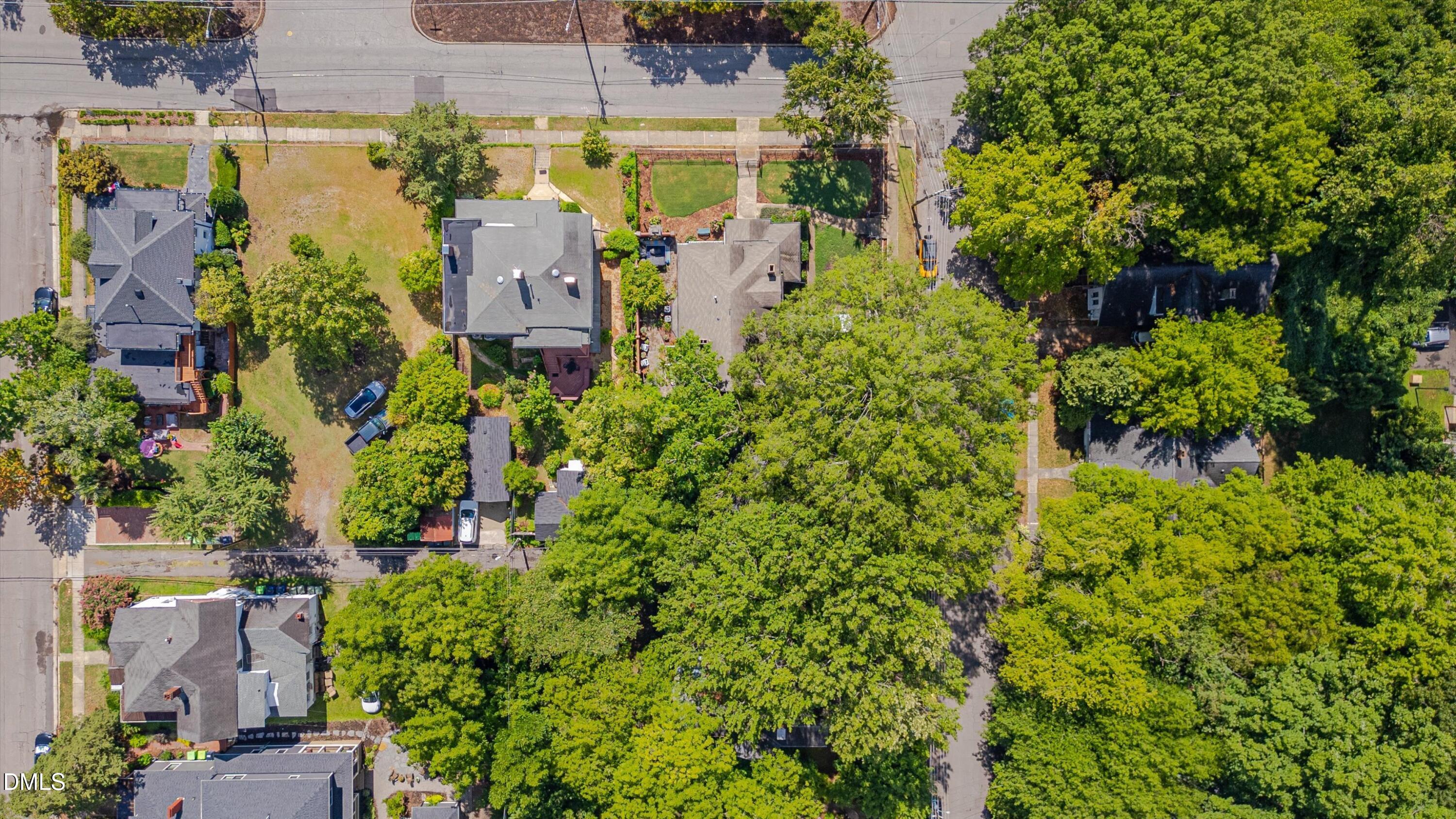 513 Cleveland Street Raleigh, NC 27605 - Photo 18 of 20 18-513 Cleveland St -18