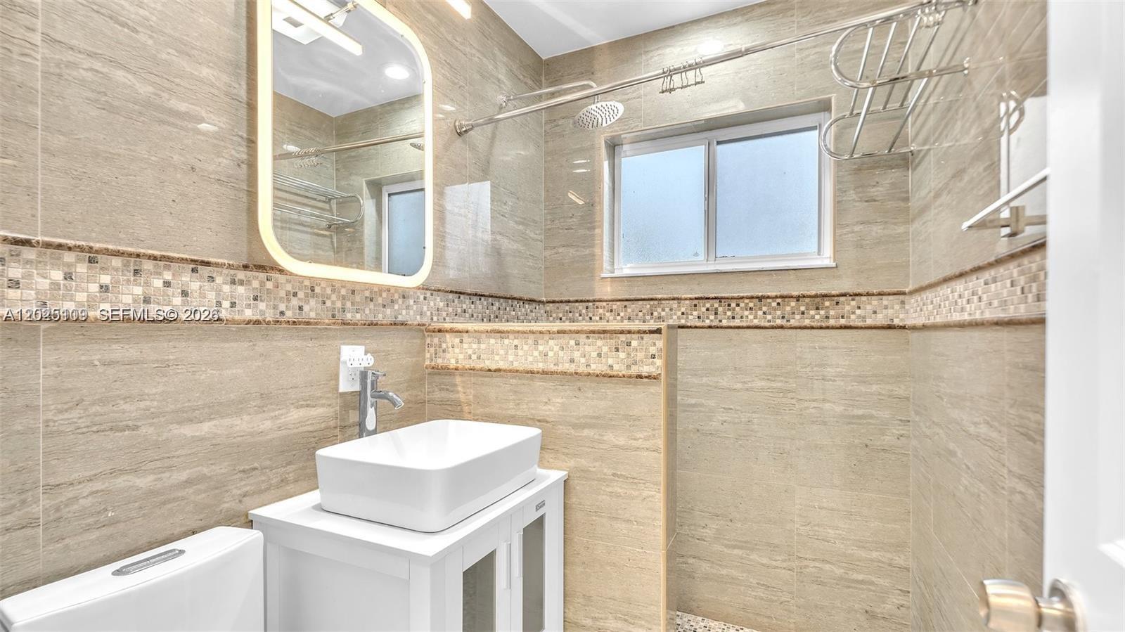 3375 Southwest 1st Street Miami, FL 33135 - Photo 4 of 57