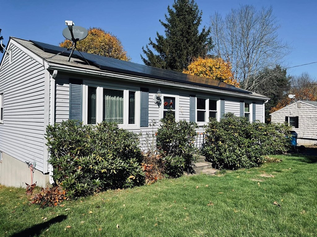 33 Bay Path Road Spencer, MA 01562 - Photo 1 of 4 Gallery Image 1