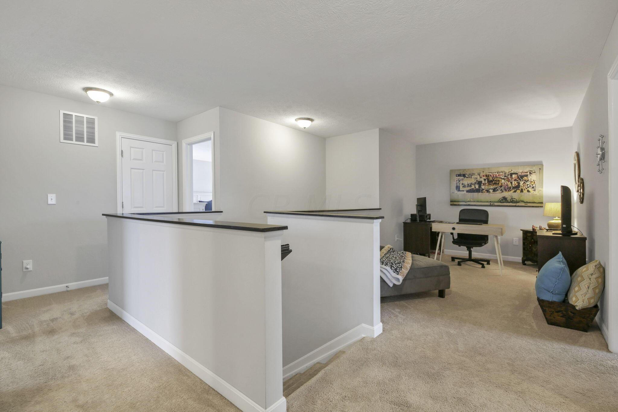 4938 Farview Road Columbus, OH 43231 - Photo 45 of 73 55-web-or-mls-5D9A2954