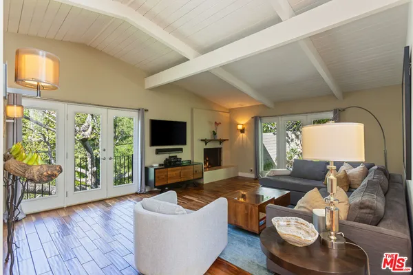 $1,825,000 | 11922 Sunshine Terrace, Studio City, CA 91604