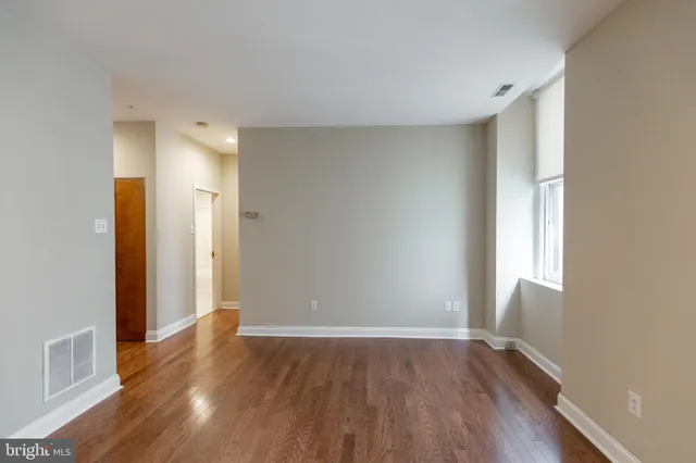 $1,570 | 1600-3 Walnut Street, Unit 803, Philadelphia, PA 19103