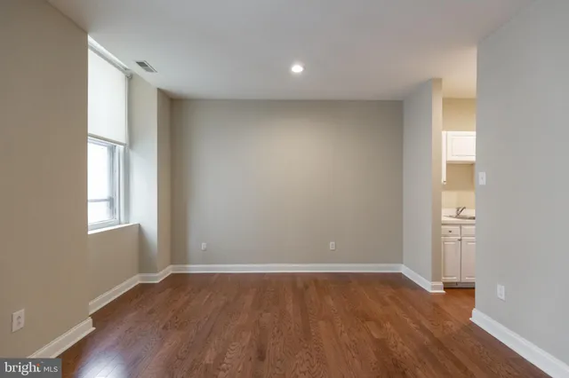 $1,570 | 1600-3 Walnut Street, Unit 803, Philadelphia, PA 19103