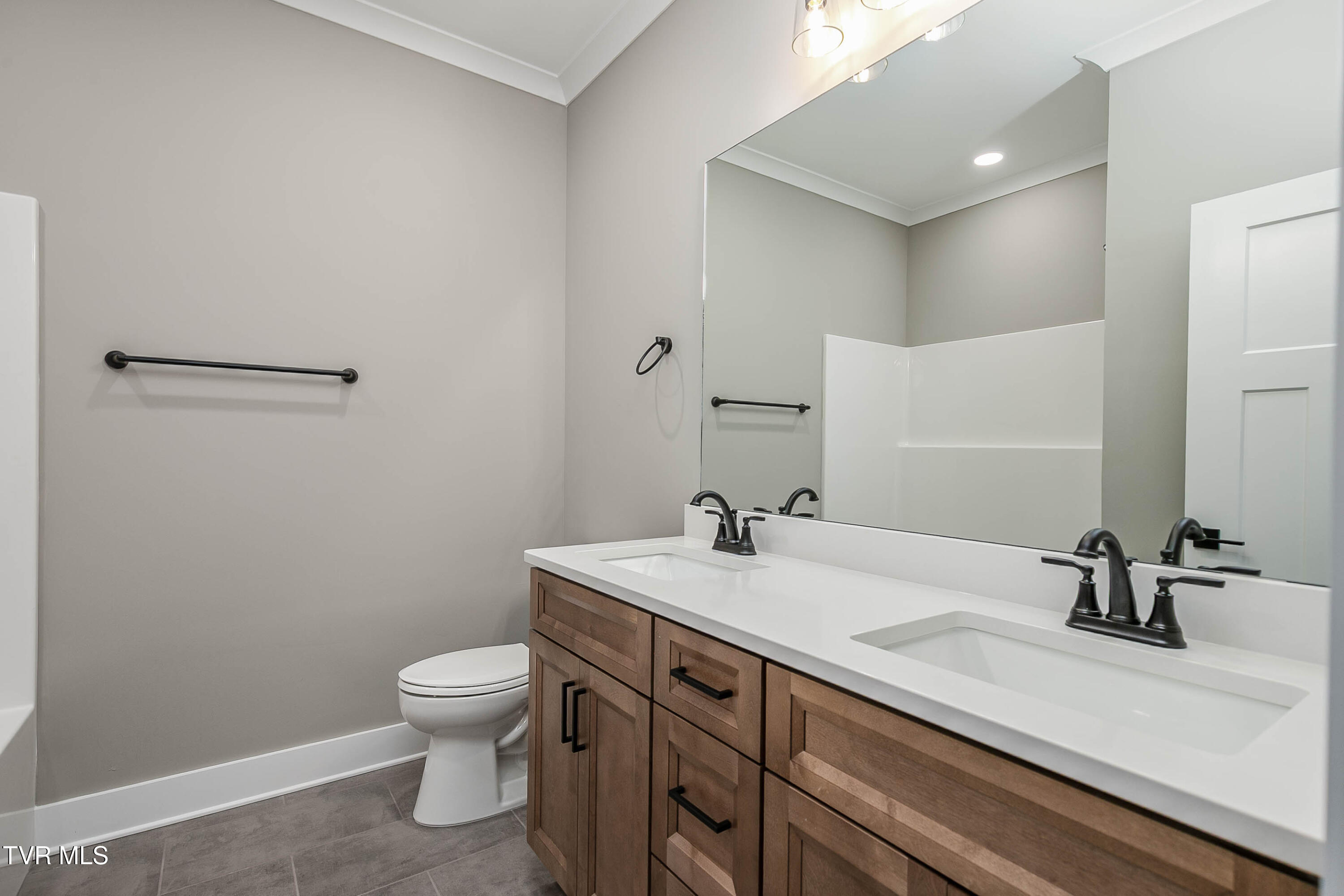 310 Ruby Rose Ridge Jonesborough, TN 37659 - Photo 16 of 30 310 Ruby Rose-15