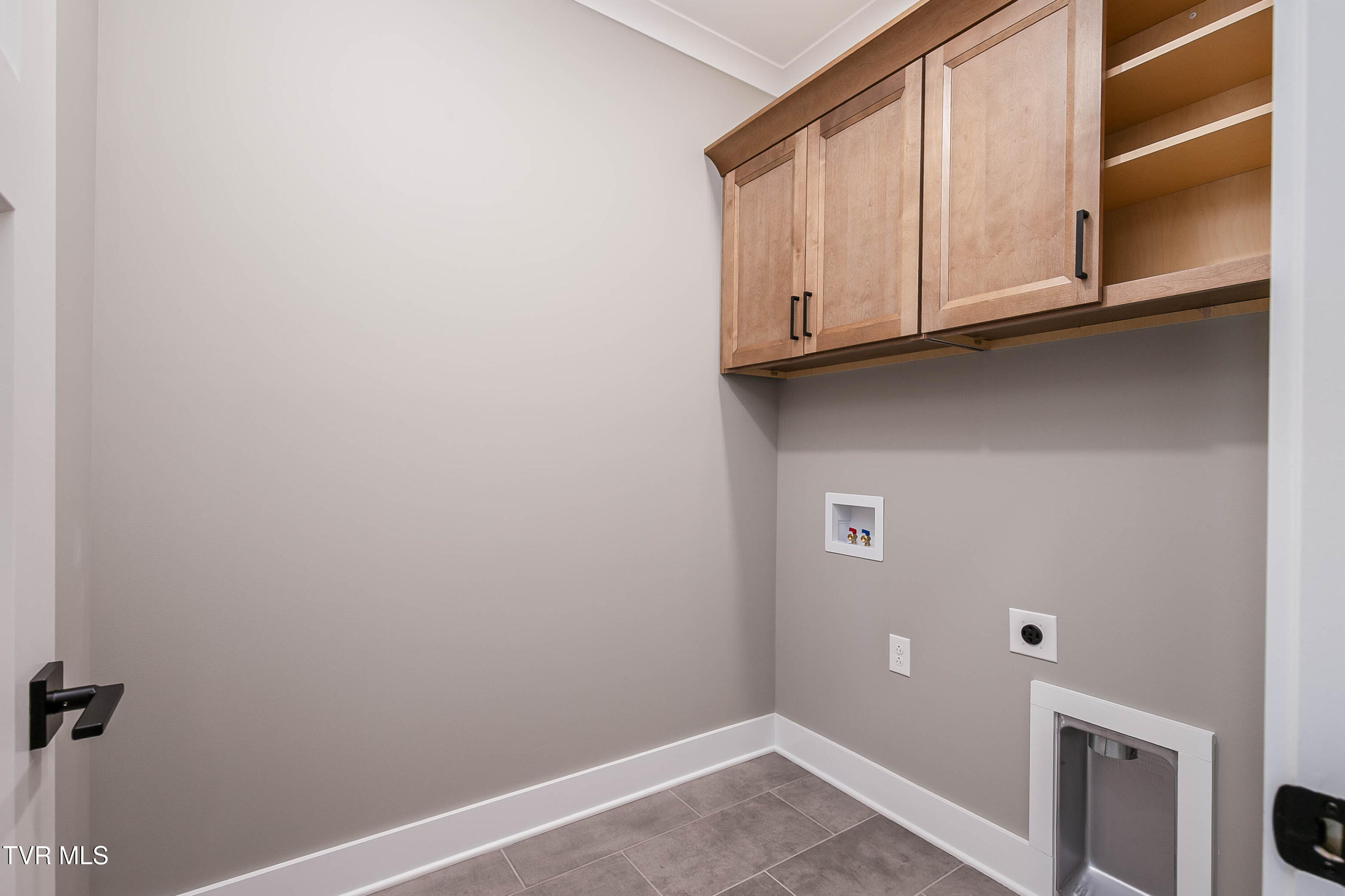 310 Ruby Rose Ridge Jonesborough, TN 37659 - Photo 19 of 30 310 Ruby Rose-18