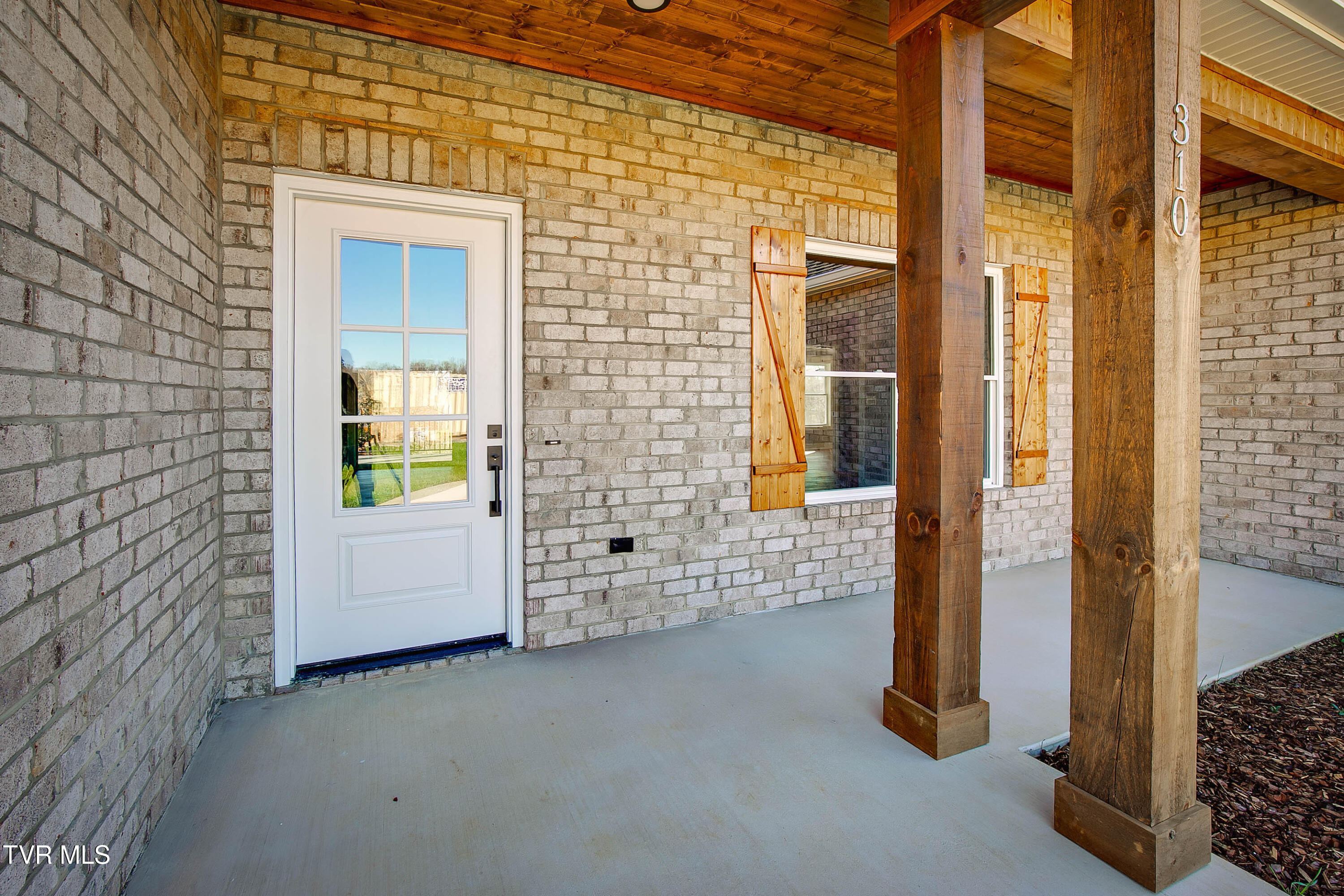 310 Ruby Rose Ridge Jonesborough, TN 37659 - Photo 4 of 30 310 Ruby Rose-4