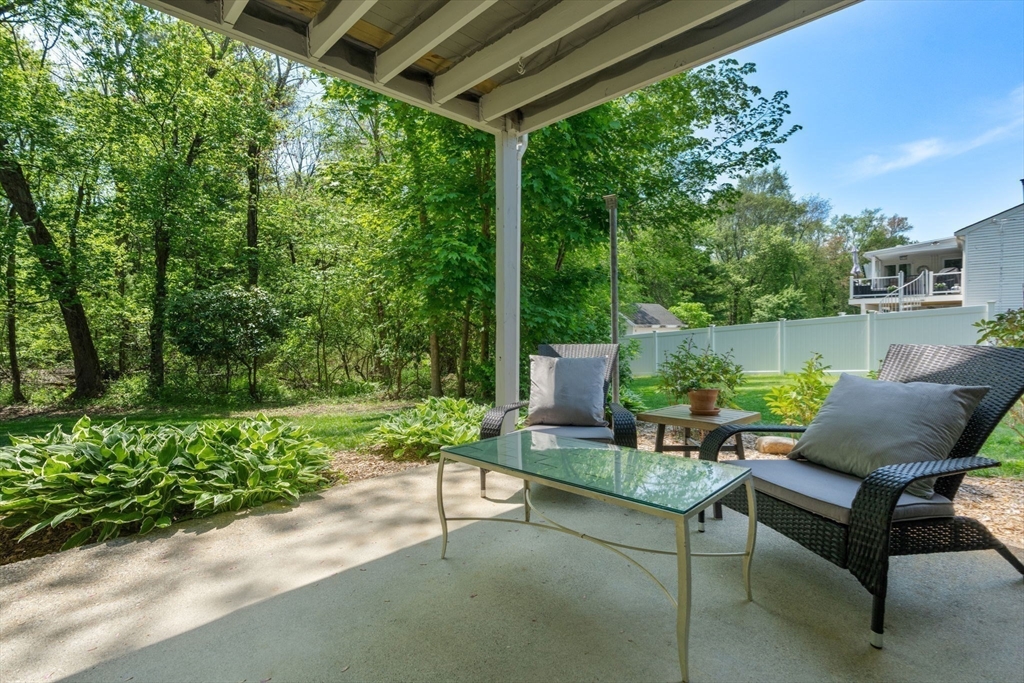 11 Longmeadow Road Medfield, MA 02052 - Photo 28 of 39