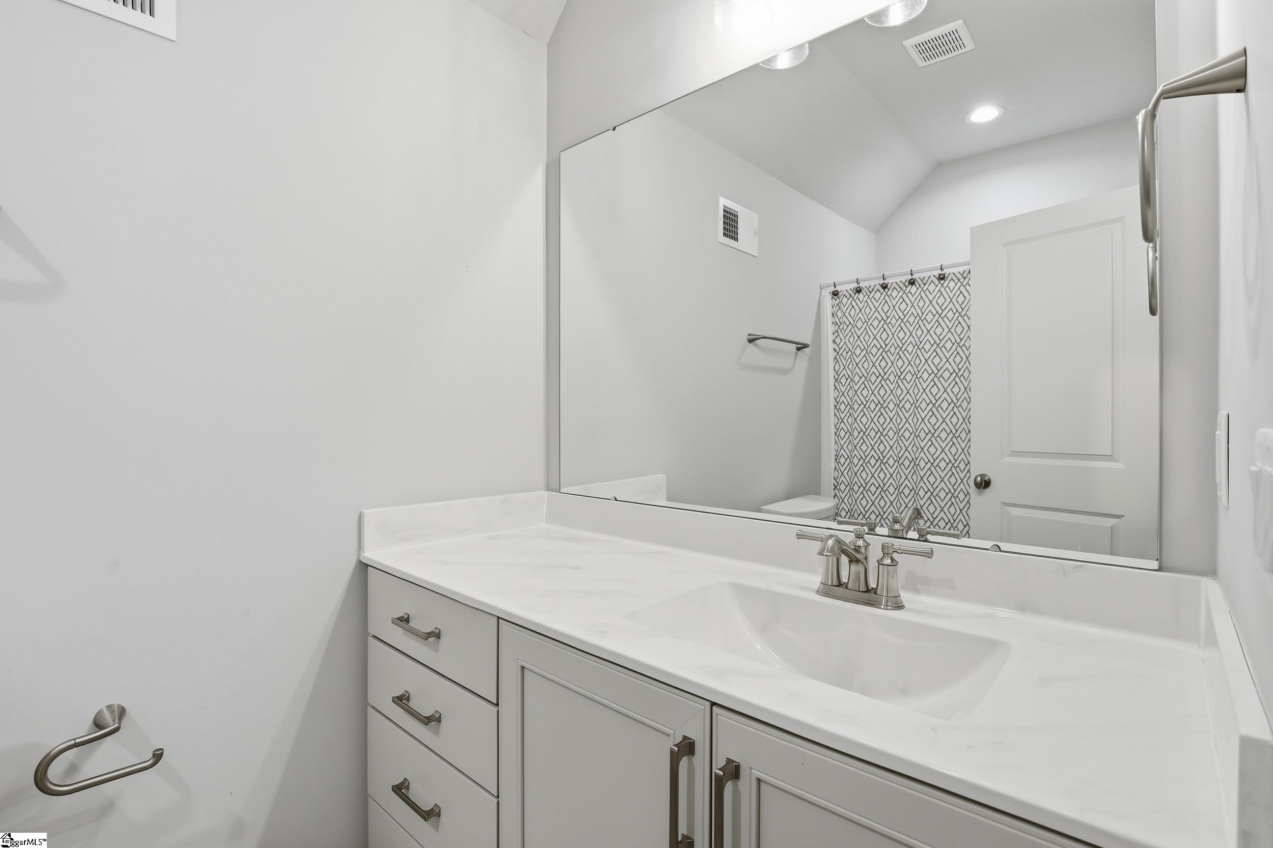 103 Ridan Road Mauldin, SC 29662 - Photo 21 of 32