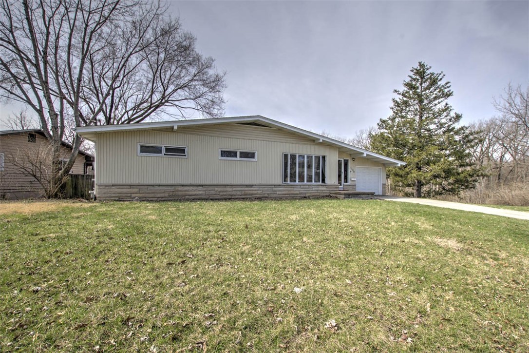1759 Hunt Court Decatur, IL 62526 - Photo 8 of 32 Gallery Image 8