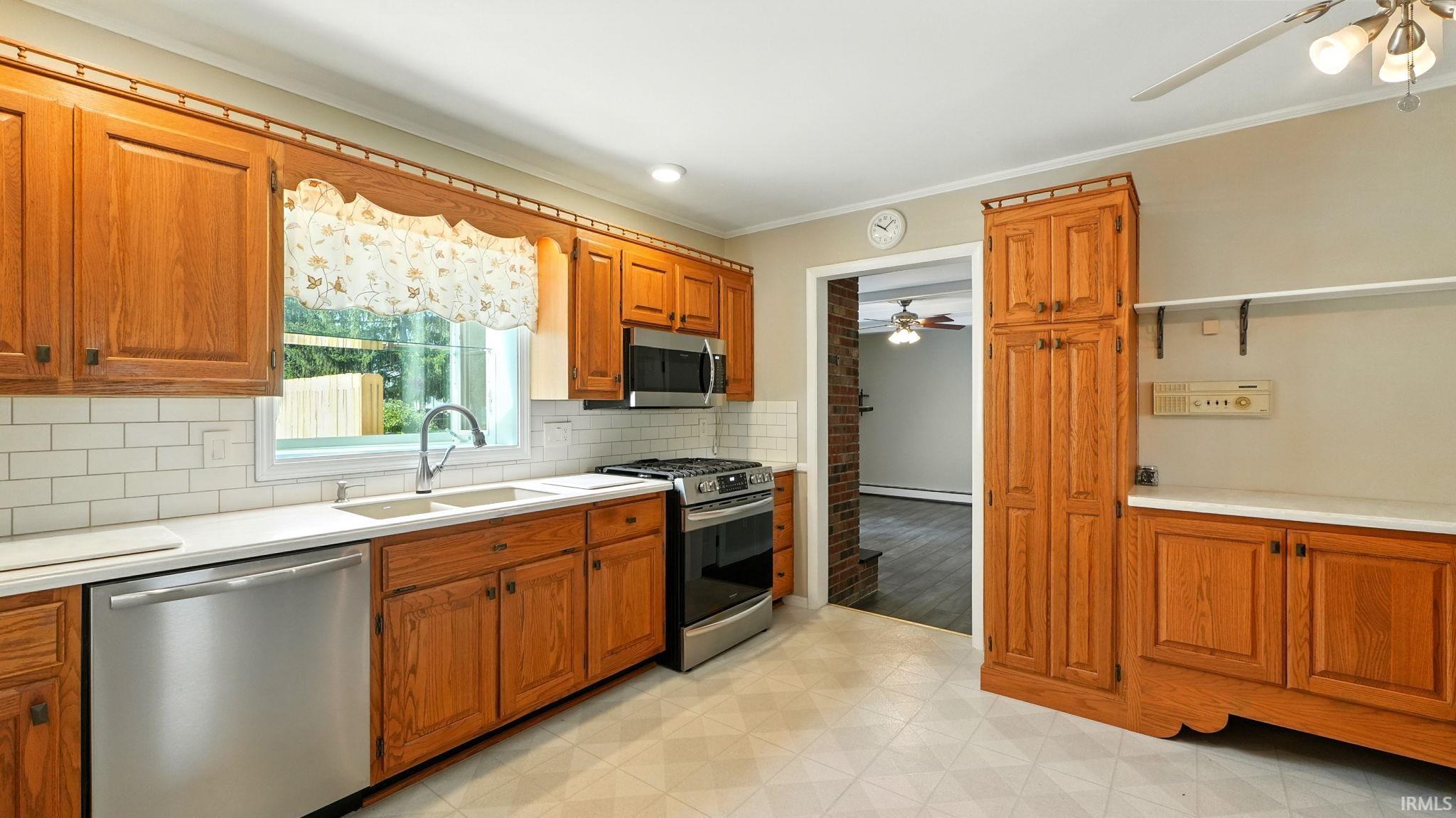 9521 Illinois Road Fort Wayne, IN 46804 - Photo 15 of 36