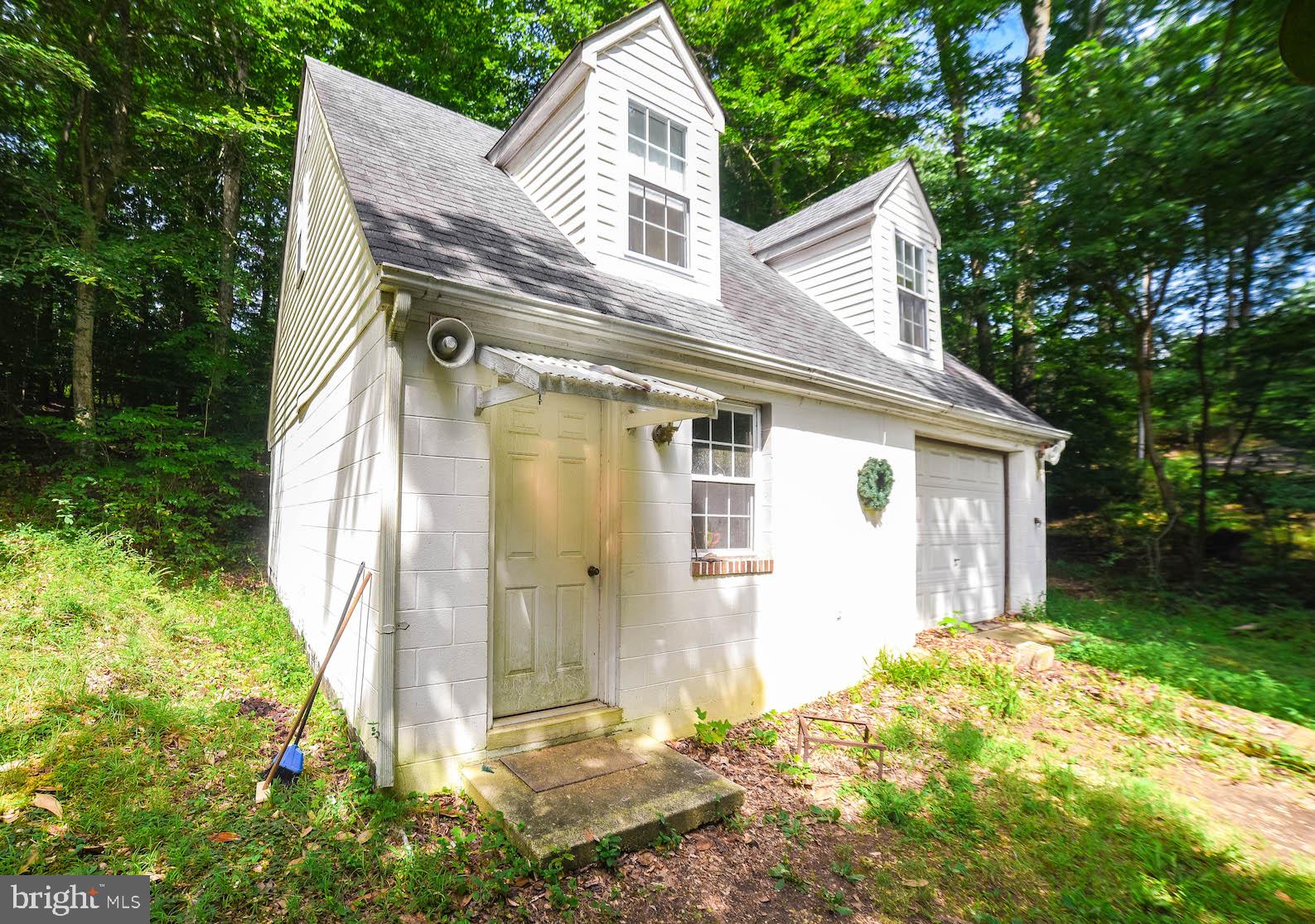 41211 Medleys Neck Road Leonardtown, MD 20650 - Photo 34 of 41 Garage