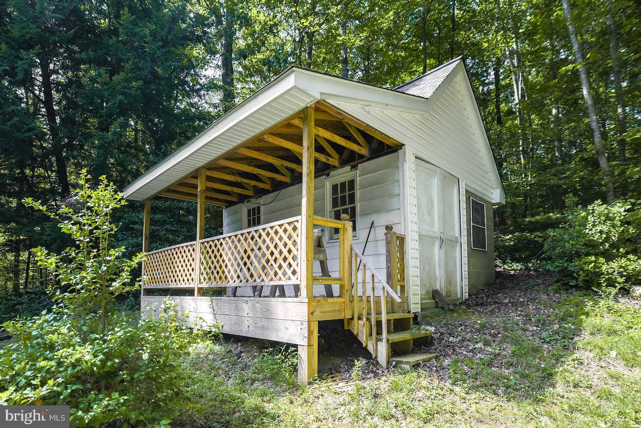 41211 Medleys Neck Road Leonardtown, MD 20650 - Photo 36 of 41 She Shed