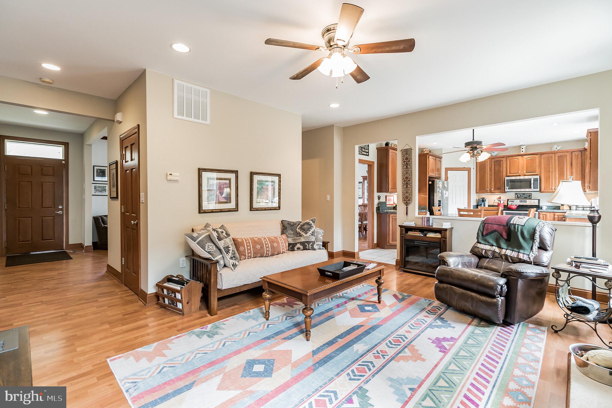 7019 Olinger Road Marshall, VA 20115 - Photo 17 of 40