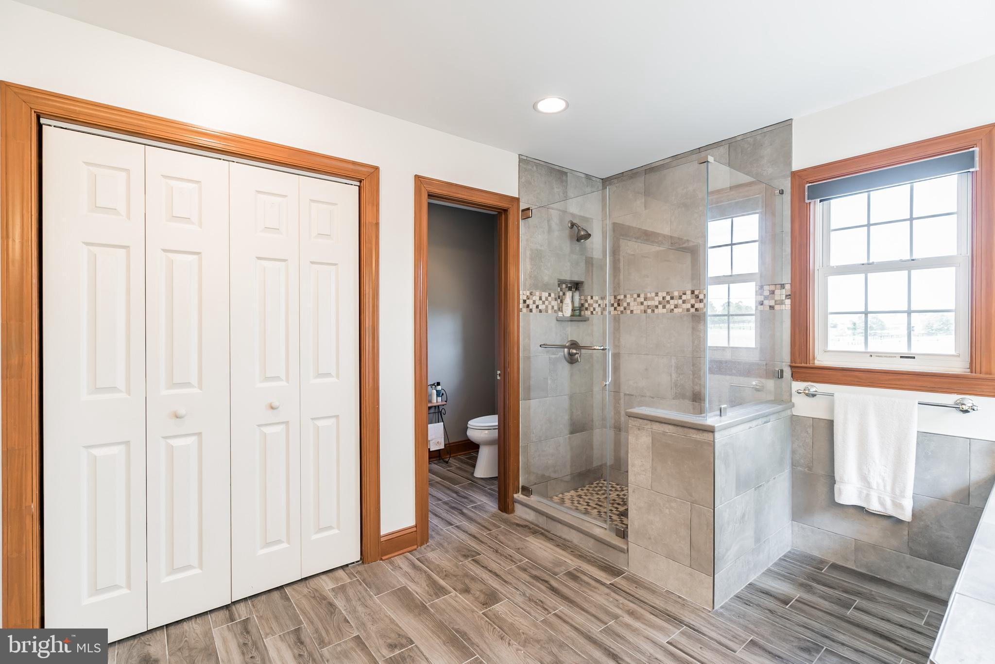 7019 Olinger Road Marshall, VA 20115 - Photo 22 of 40 New Shower, New Tub