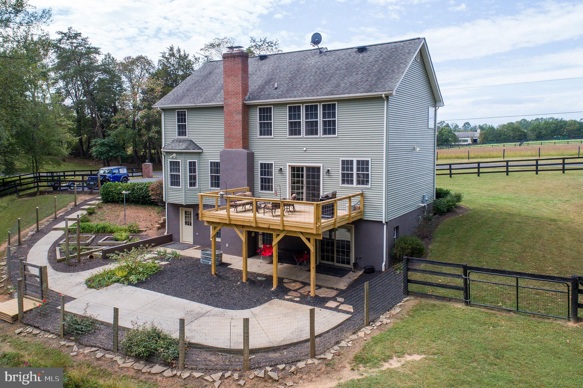 7019 Olinger Road Marshall, VA 20115 - Photo 4 of 40 New Fencing