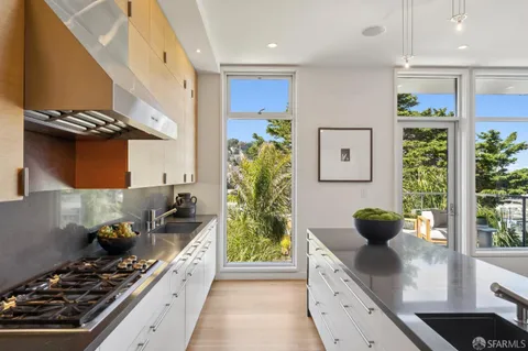 $5,495,000 | 4558 19th Street, San Francisco, CA 94114