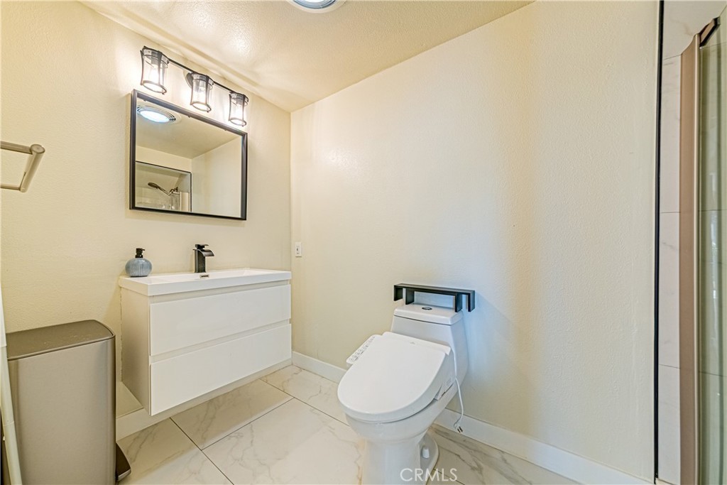 774 Stephens Avenue Fullerton, CA 92833 - Photo 13 of 53