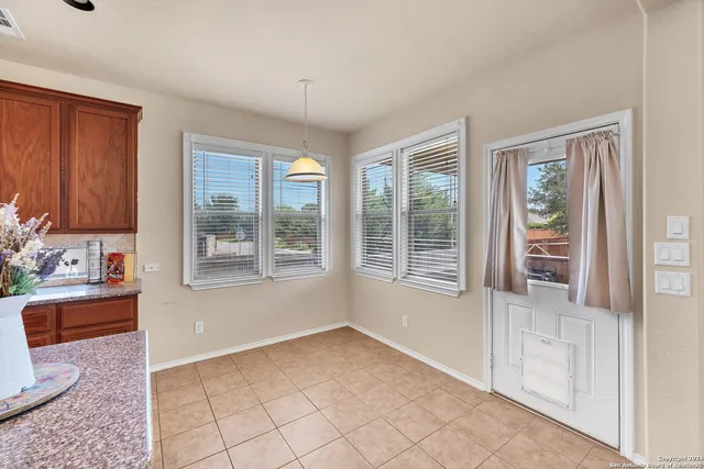 $2,300 | 2063 Western Pecan, New Braunfels, TX 78130