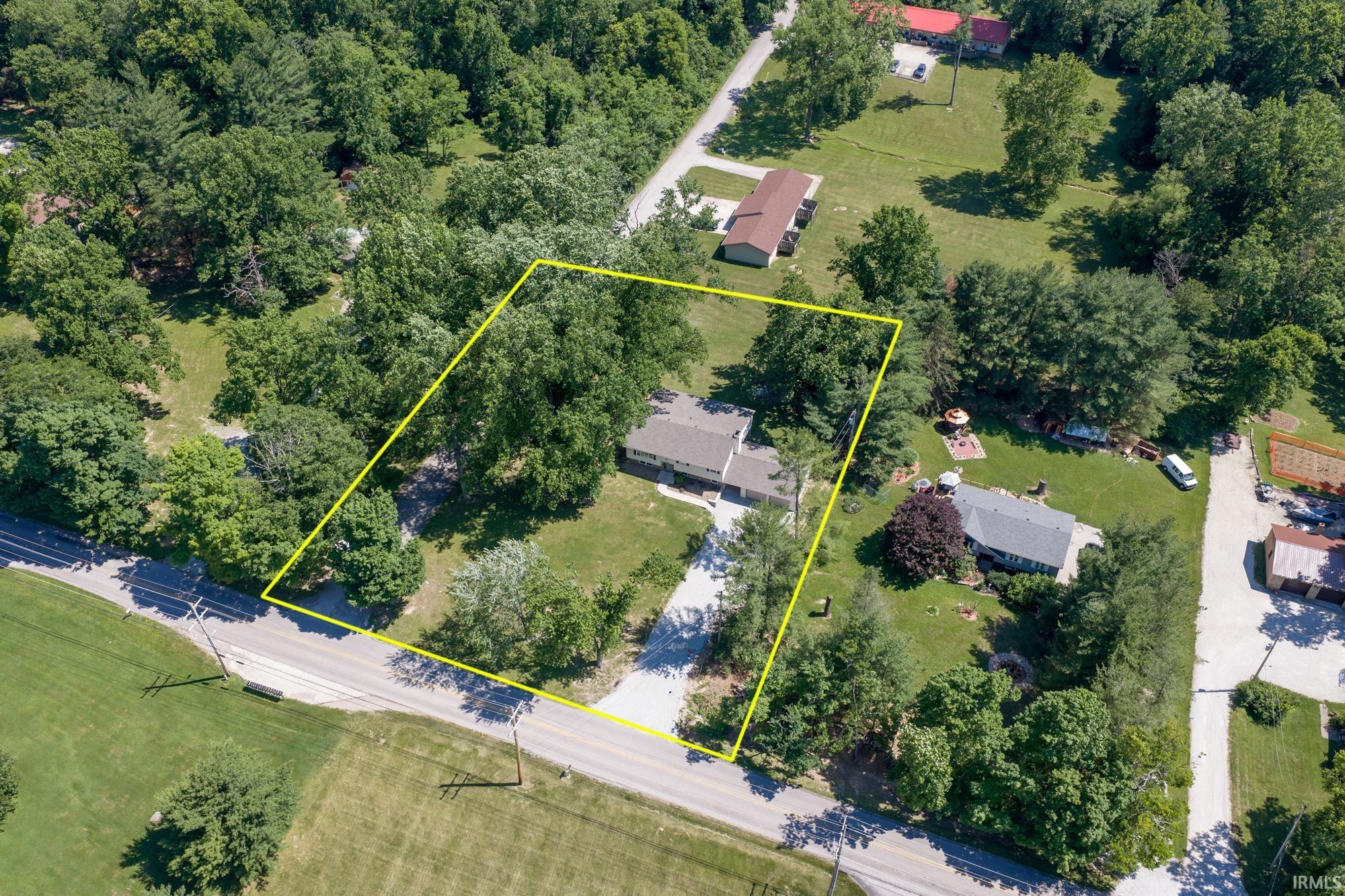 790 East Dillman Road Bloomington, IN 47401 - Photo 2 of 48
