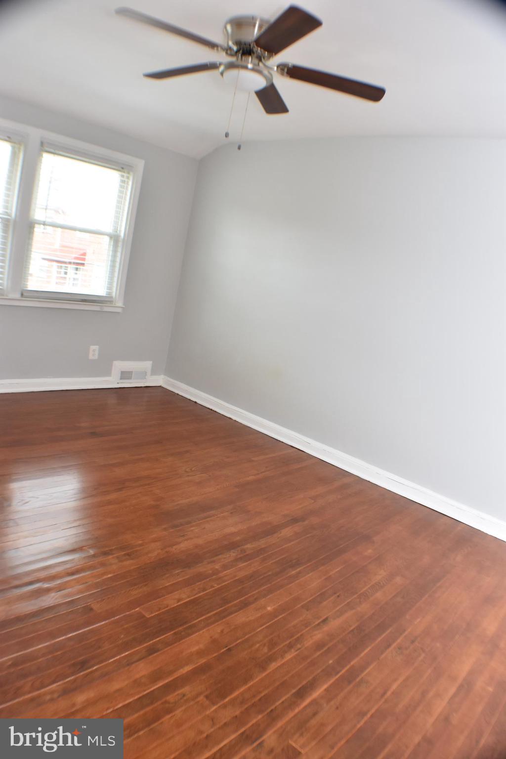 5206 Kelway Road Baltimore, MD 21239 - Photo 12 of 25