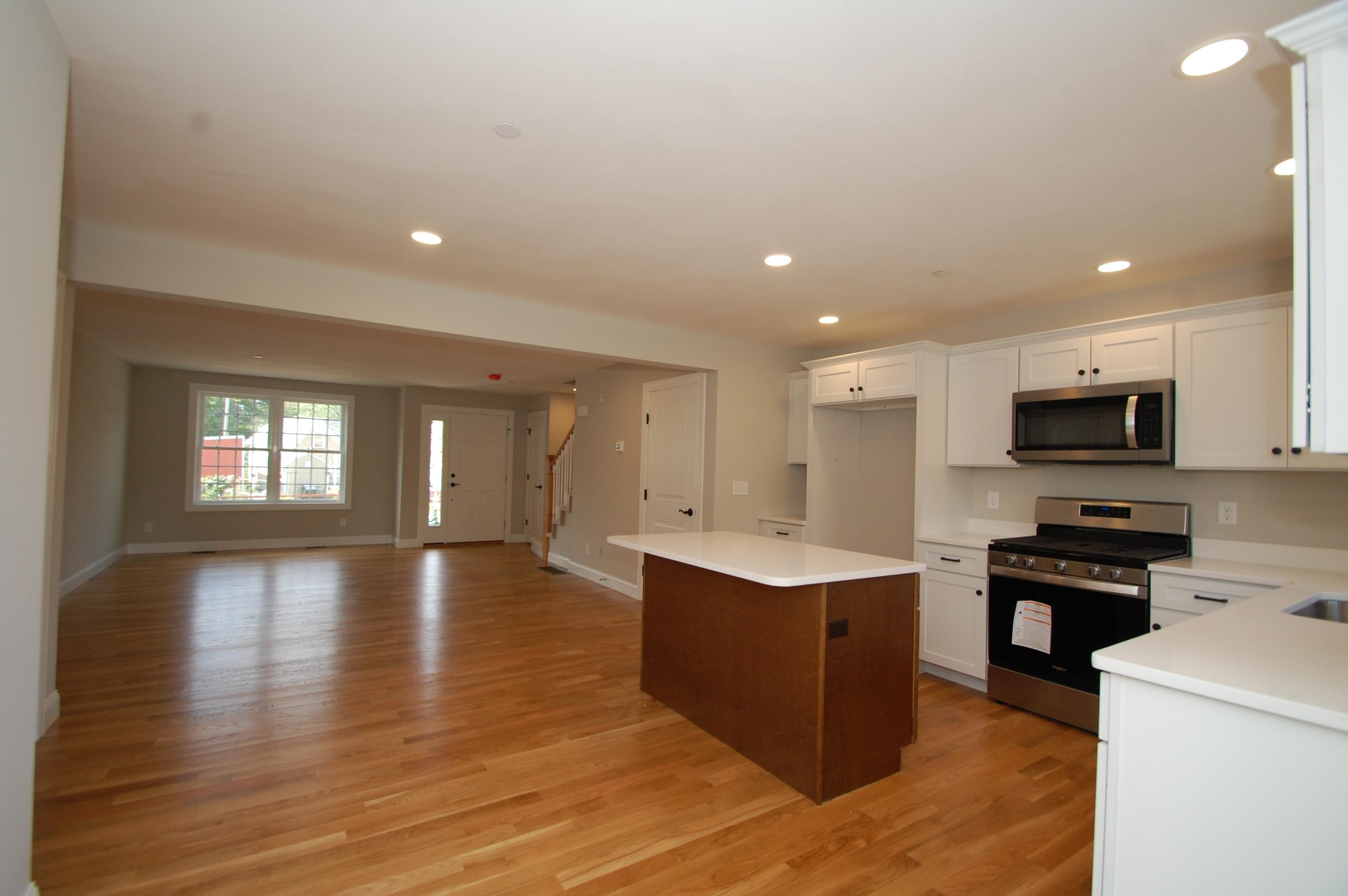 30 Brook Street, Unit 4 Derry, NH 03038 - Photo 3 of 18 Gallery Image 3