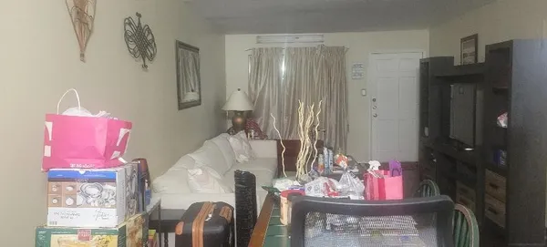 $1,800 | 14333 Memorial Drive, Unit 20, Houston, TX 77079