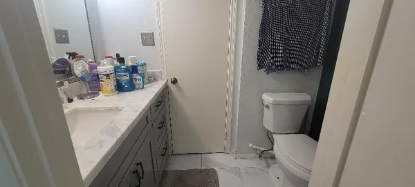 $1,800 | 14333 Memorial Drive, Unit 20, Houston, TX 77079