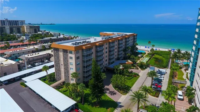 $5,000 | 800 Benjamin Franklin Drive, Unit 403, Sarasota, FL 34236