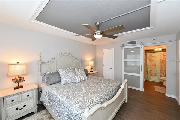 $5,000 | 800 Benjamin Franklin Drive, Unit 403, Sarasota, FL 34236