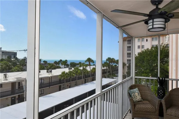 $5,000 | 800 Benjamin Franklin Drive, Unit 403, Sarasota, FL 34236