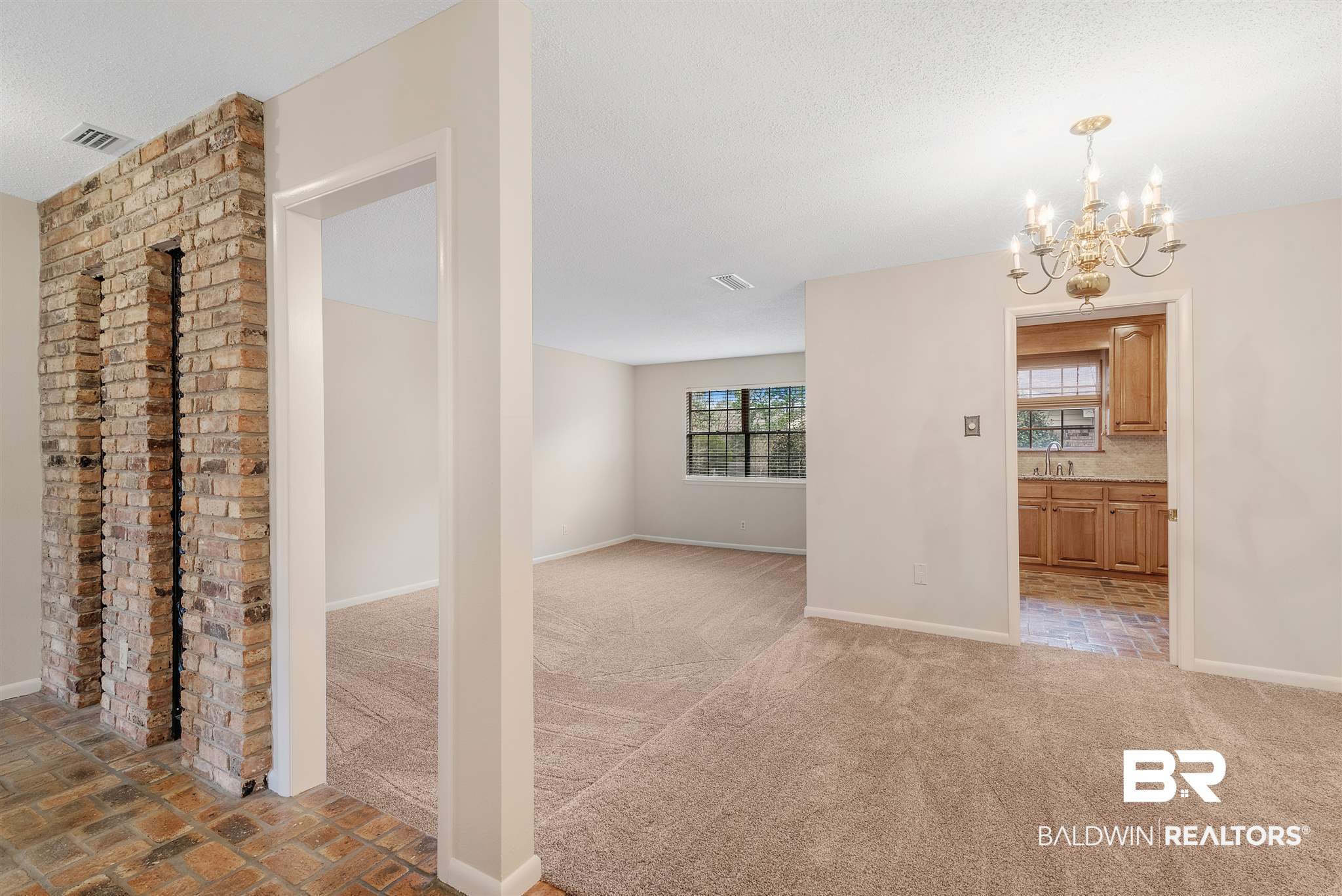 5420 Spring Drive Mobile, AL 36693 - Photo 8 of 30