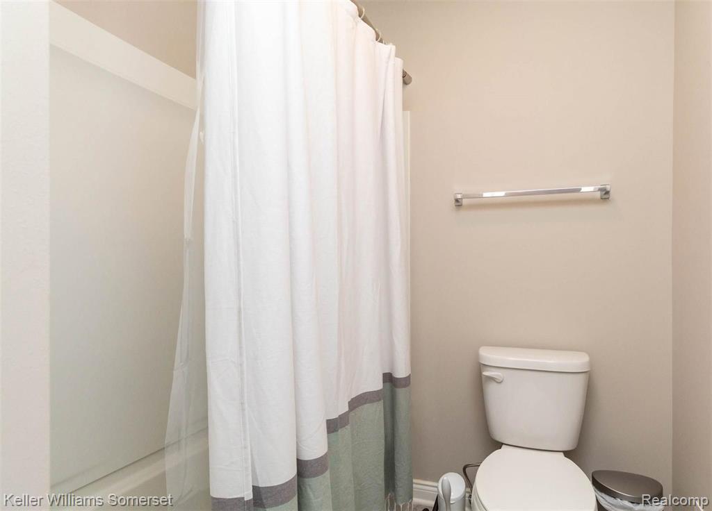 2854 Prairie View Road Ann Arbor, MI 48108 - Photo 32 of 48