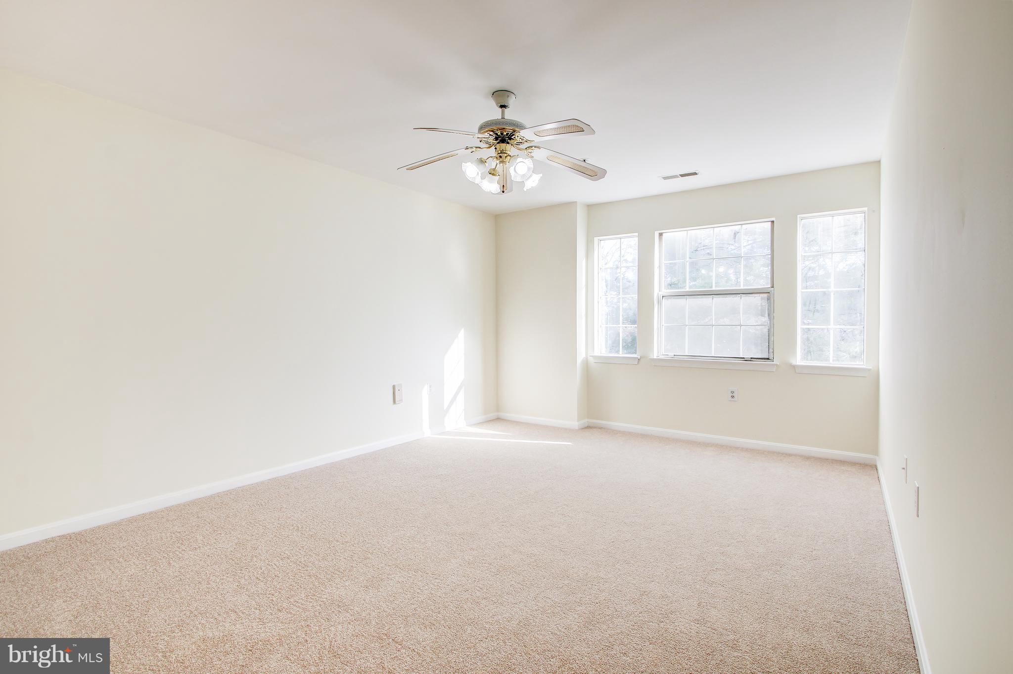 8371 Montgomery Run Road, Unit H Ellicott City, MD 21043 - Photo 22 of 33 Master Bedroom