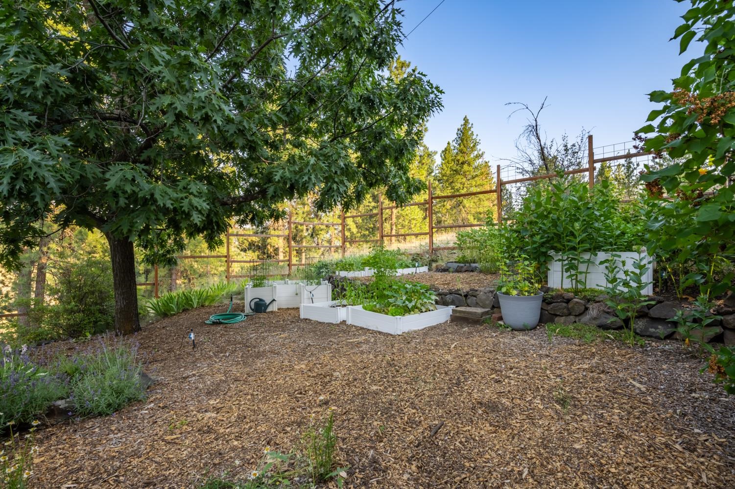 2106 South Cherry Lane Spokane, WA 99223 - Photo 26 of 49 Gallery Image 26