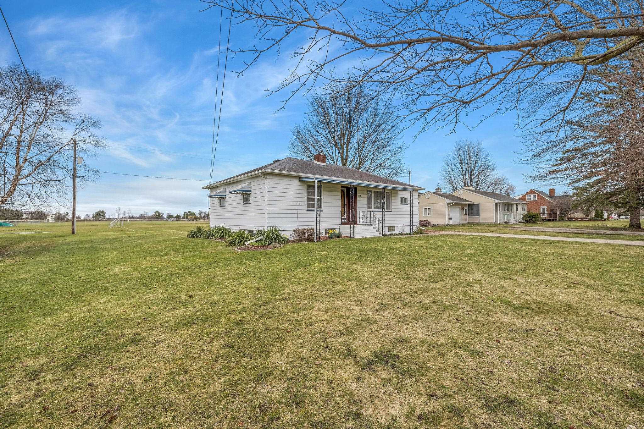 814 West Midland Road Auburn, MI 48611 - Photo 3 of 18 Gallery Image 3