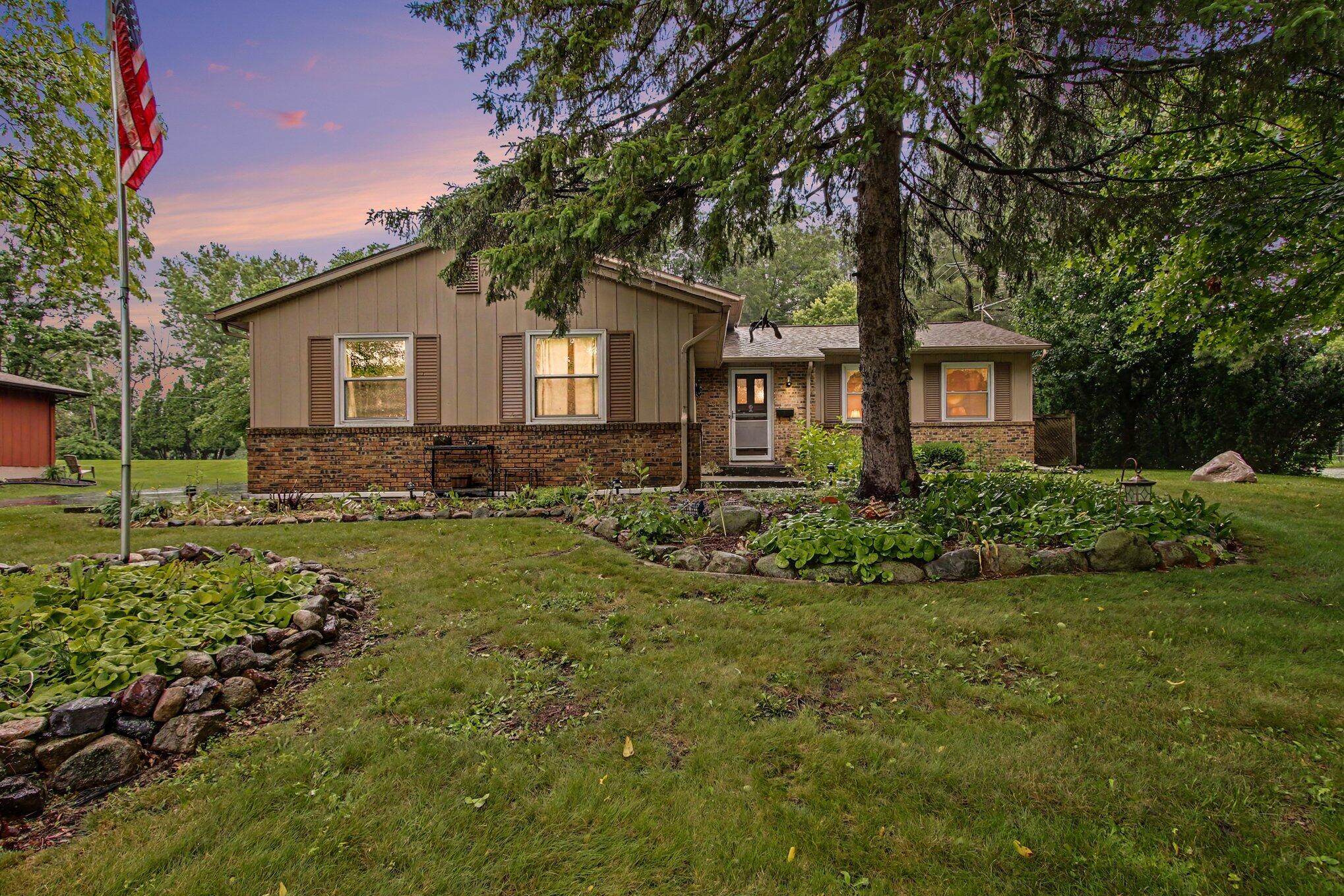212 Weblos Trail Valparaiso, IN 46385 - Photo 1 of 20 2038x1359