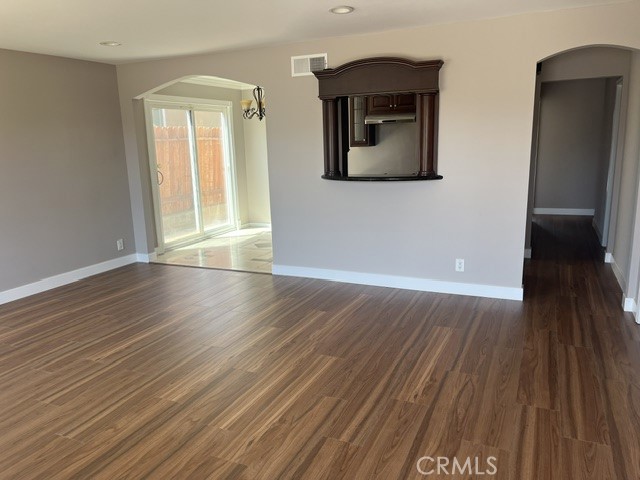 243 North Pageant Street Anaheim, CA 92807 - Photo 4 of 6