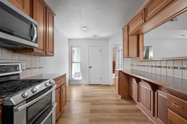$333,000 | 405 Oat Meadow Drive, Pflugerville, TX 78660