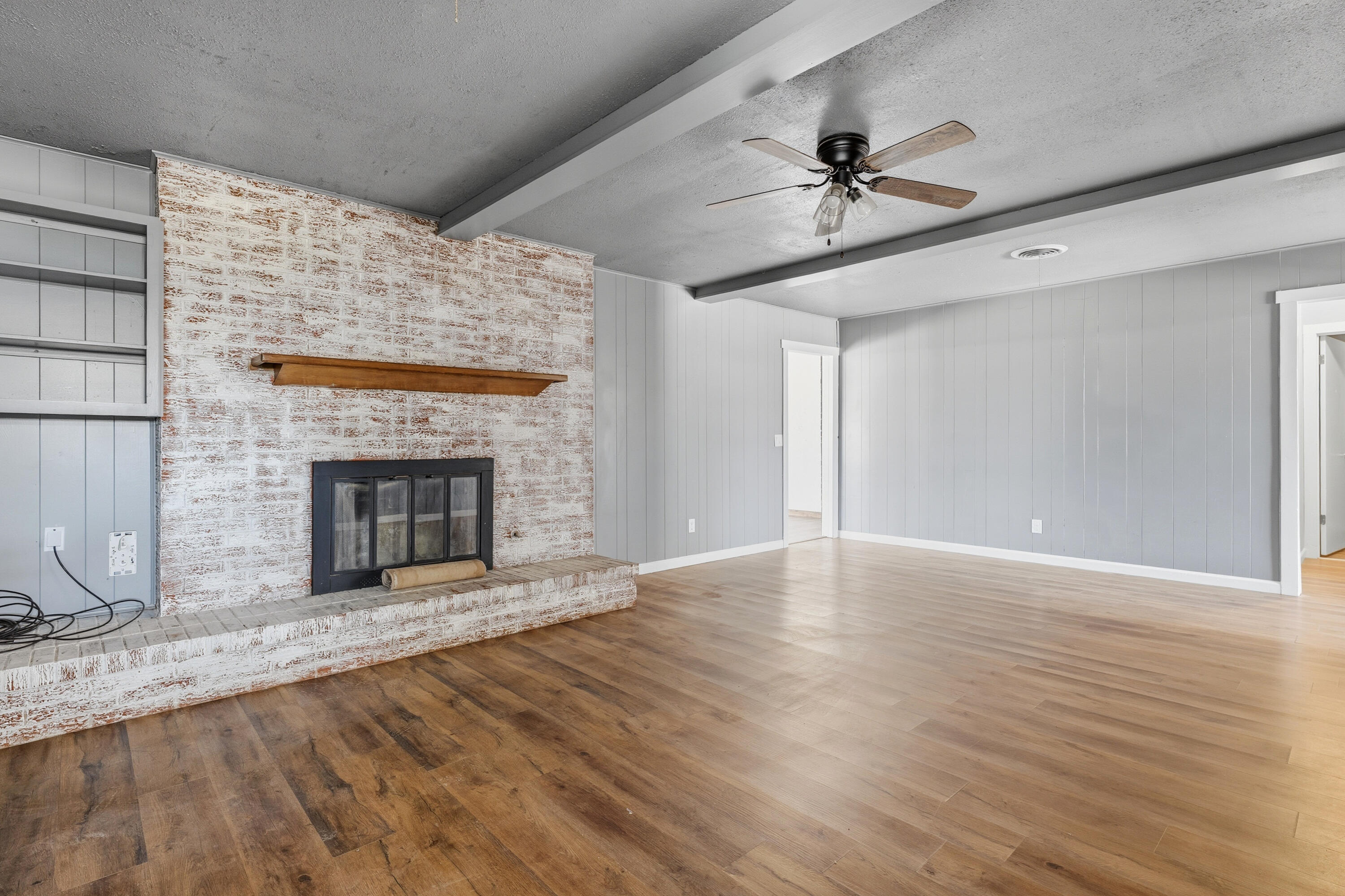 1415 Holliday Plainview, TX 79072 - Photo 4 of 25 DSC09273