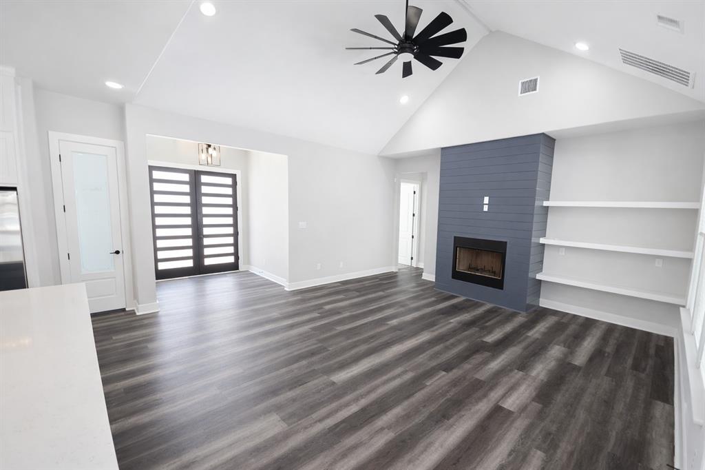 328 Brandon Way Pottsboro, TX 75076 - Photo 4 of 40