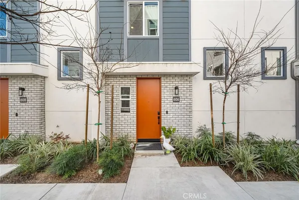 $790,000 | 606 Dawson Avenue, Long Beach, CA 90814