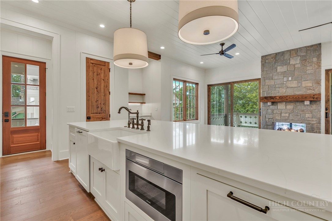 253 Old Boone Road Blowing Rock, NC 28605 - Photo 19 of 44