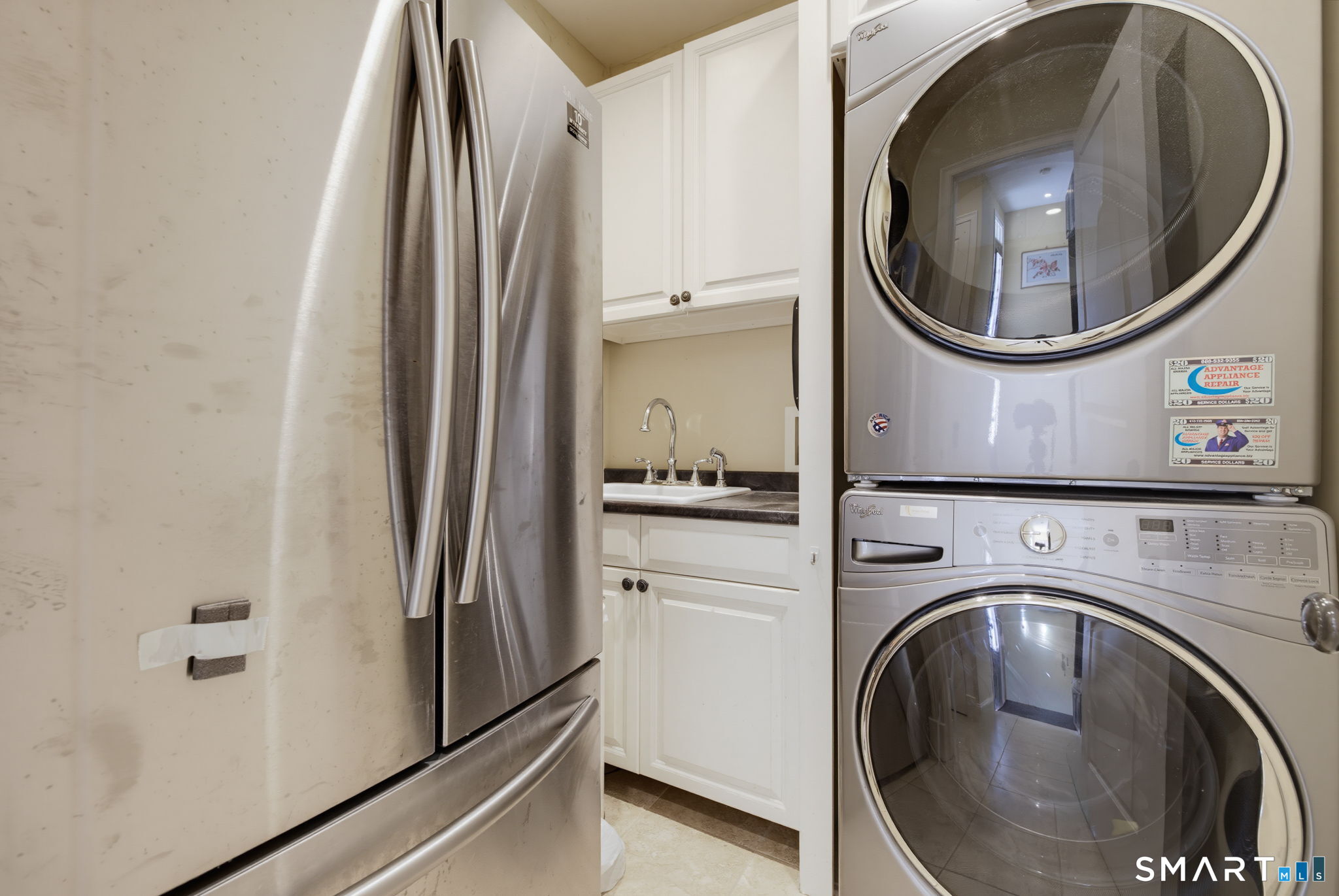 158 Appian Way Coventry, CT 06238 - Photo 31 of 40 a utility room with dryer and washer