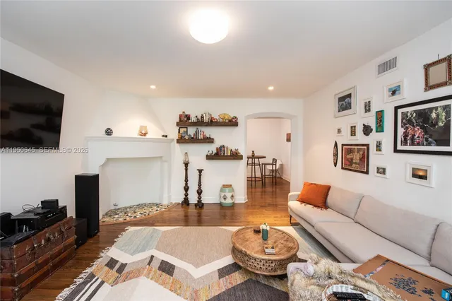 $3,500 | 1616 Drexel Avenue, Unit 1, Miami Beach, FL 33139