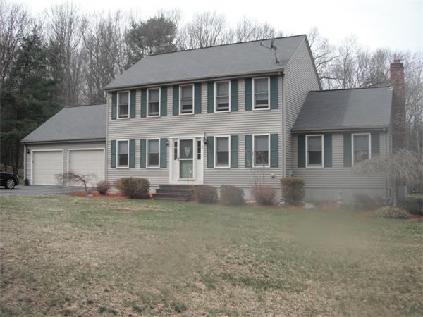 43 Hunter Road Uxbridge, MA 01569 - Photo 1 of 12 Gallery Image 1