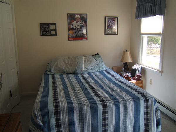 43 Hunter Road Uxbridge, MA 01569 - Photo 10 of 12 Gallery Image 10