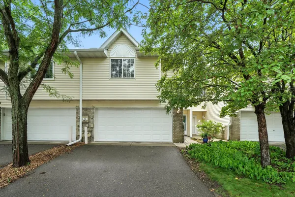 $375,000 | 6187 Creek Line Drive, Minnetonka, MN 55345